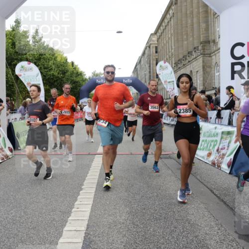 06.09.2026 - CURREX Alsterlauf Yannick Fuchs http://msf.ph/oto/10121697 06.09.2026 10:01:47 Ziel 2385, 2977, 3115, 3448, 3563, 4067, 4117, 4121, 4162, 4551, 4552, 4608, 4618, 5106, 5186, 5380, 5388, 5429, 5542, 5679, 5734, 5918, 5976, 6171, 8037, 8038, 8122 meine-sportfotos.de