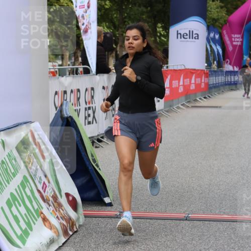 06.09.2026 - CURREX Alsterlauf Strokosch-Dieckow http://msf.ph/oto/10121775 06.09.2026 12:05:45 Ziel 1131, 1304, 1327 meine-sportfotos.de