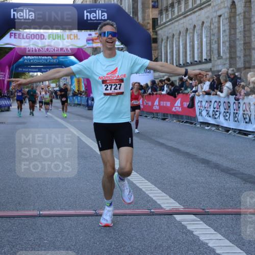 06.09.2026 - CURREX Alsterlauf Strokosch-Dieckow http://msf.ph/oto/10121923 06.09.2026 09:39:37 Ziel 2727, 3270, 4163, 4380, 5334, 5339, 5803 meine-sportfotos.de