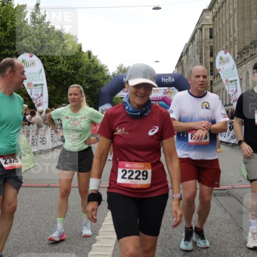 06.09.2026 - CURREX Alsterlauf Yannick Fuchs http://msf.ph/oto/10122026 06.09.2026 10:01:57 Ziel 2040, 2113, 2229, 2375, 2775, 3150, 3322, 3448, 3585, 3618, 4127, 4618, 5265, 5380, 5542, 5679, 5769, 5899, 6171, 6208, 6341, 8096 meine-sportfotos.de