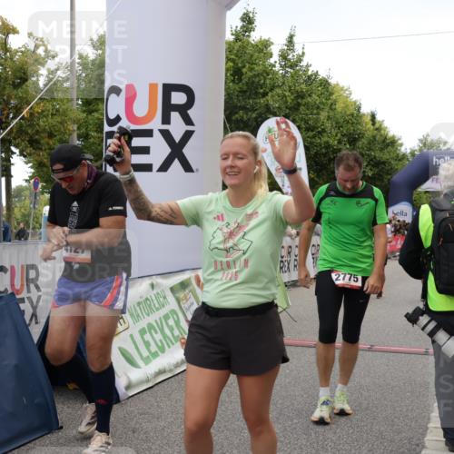 06.09.2026 - CURREX Alsterlauf Yannick Fuchs http://msf.ph/oto/10122083 06.09.2026 10:02:03 Ziel 2113, 2775, 3090, 3547, 3585, 3883, 4127, 5013, 5265, 5466, 5485, 5769, 5899, 6208, 8096 meine-sportfotos.de