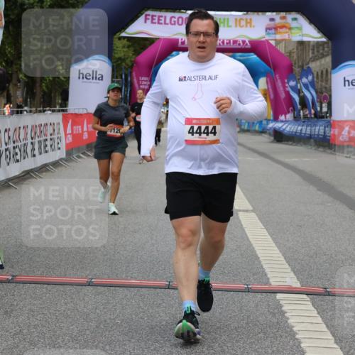 06.09.2026 - CURREX Alsterlauf Strokosch-Dieckow http://msf.ph/oto/10122133 06.09.2026 12:06:10 Ziel 1120, 1205, 1206, 4444 meine-sportfotos.de