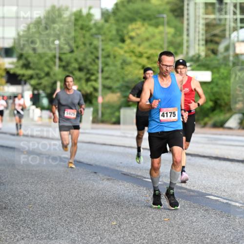 06.09.2026 - CURREX Alsterlauf Dr. Thomas Lammeyer http://msf.ph/oto/10122291 06.09.2026 09:37:27 Laufen 4175 meine-sportfotos.de