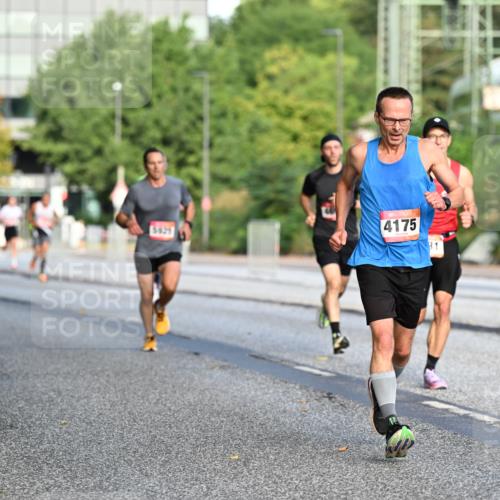 06.09.2026 - CURREX Alsterlauf Dr. Thomas Lammeyer http://msf.ph/oto/10122297 06.09.2026 09:37:28 Laufen 4175, 31 meine-sportfotos.de