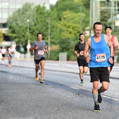 06.09.2026 - CURREX Alsterlauf Dr. Thomas Lammeyer http://msf.ph/oto/10122298 06.09.2026 09:37:28 Laufen 5639, 4175 meine-sportfotos.de