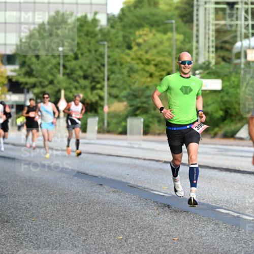 06.09.2026 - CURREX Alsterlauf Dr. Thomas Lammeyer http://msf.ph/oto/10122318 06.09.2026 09:37:31 Laufen 395, 5925 meine-sportfotos.de