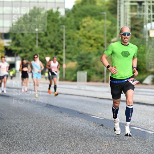 06.09.2026 - CURREX Alsterlauf Dr. Thomas Lammeyer http://msf.ph/oto/10122327 06.09.2026 09:37:32 Laufen 39 meine-sportfotos.de