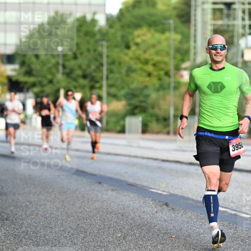 06.09.2026 - CURREX Alsterlauf Dr. Thomas Lammeyer http://msf.ph/oto/10122333 06.09.2026 09:37:32 Laufen 3950 meine-sportfotos.de
