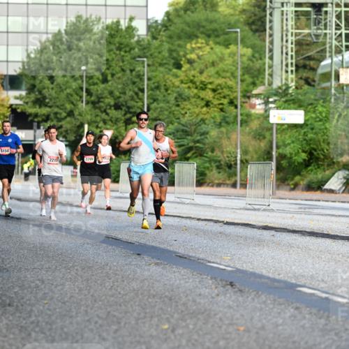 06.09.2026 - CURREX Alsterlauf Dr. Thomas Lammeyer http://msf.ph/oto/10122345 06.09.2026 09:37:33 Laufen 6222, 2831, 5150, 2211, 2299, 5989 meine-sportfotos.de