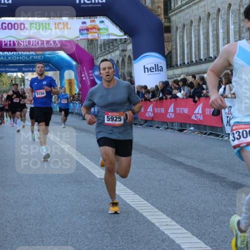 06.09.2026 - CURREX Alsterlauf Strokosch-Dieckow http://msf.ph/oto/10122352 06.09.2026 09:40:09 Ziel 2211, 2831, 3300, 5150, 5925 meine-sportfotos.de