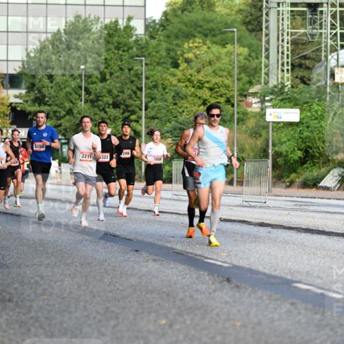 06.09.2026 - CURREX Alsterlauf Dr. Thomas Lammeyer http://msf.ph/oto/10122356 06.09.2026 09:37:35 Laufen 5150, 5302, 2211, 299, 322, 2831, 5989, 287 meine-sportfotos.de