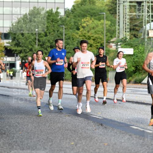 06.09.2026 - CURREX Alsterlauf Dr. Thomas Lammeyer http://msf.ph/oto/10122378 06.09.2026 09:37:37 Laufen 6783, 5302, 2831, 150, 2211, 299, 5989, 4636 meine-sportfotos.de