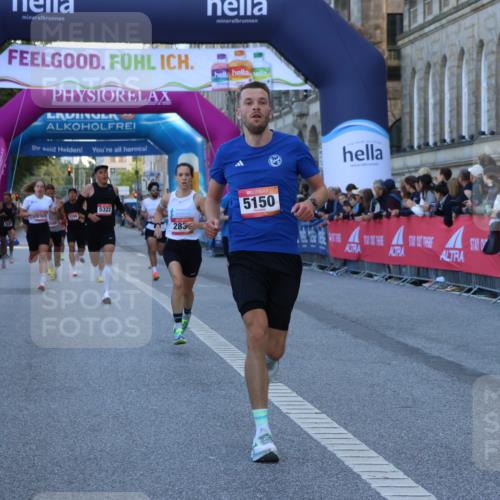 06.09.2026 - CURREX Alsterlauf Strokosch-Dieckow http://msf.ph/oto/10122382 06.09.2026 09:40:11 Ziel 2211, 2831, 3300, 5150, 5322, 5925, 6026 meine-sportfotos.de