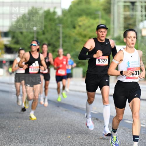 06.09.2026 - CURREX Alsterlauf Dr. Thomas Lammeyer http://msf.ph/oto/10122401 06.09.2026 09:37:40 Laufen 5322, 31 meine-sportfotos.de