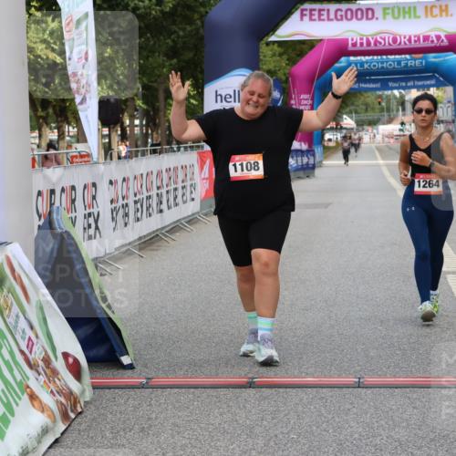 06.09.2026 - CURREX Alsterlauf Strokosch-Dieckow http://msf.ph/oto/10122407 06.09.2026 12:06:50 Ziel 1108, 1261, 1262 meine-sportfotos.de