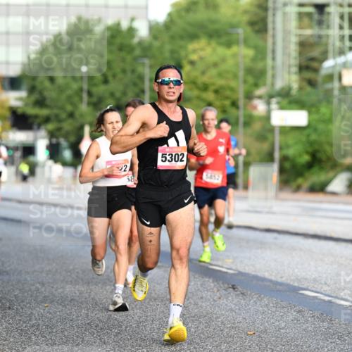 06.09.2026 - CURREX Alsterlauf Dr. Thomas Lammeyer http://msf.ph/oto/10122414 06.09.2026 09:37:41 Laufen 2, 5302, 5852 meine-sportfotos.de