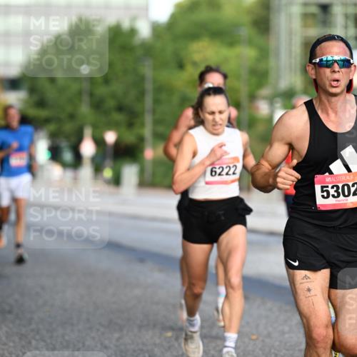 06.09.2026 - CURREX Alsterlauf Dr. Thomas Lammeyer http://msf.ph/oto/10122420 06.09.2026 09:37:43 Laufen 6222, 5302 meine-sportfotos.de
