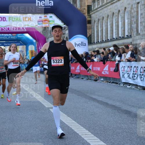 06.09.2026 - CURREX Alsterlauf Strokosch-Dieckow http://msf.ph/oto/10122450 06.09.2026 09:40:15 Ziel 2299, 2831, 3300, 4569, 5150, 5302, 5322, 5399, 5783, 5925, 5989, 6026, 6222 meine-sportfotos.de