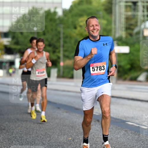 06.09.2026 - CURREX Alsterlauf Dr. Thomas Lammeyer http://msf.ph/oto/10122456 06.09.2026 09:37:46 Laufen 4569, 5783 meine-sportfotos.de