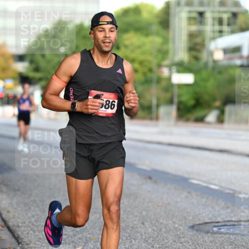 06.09.2026 - CURREX Alsterlauf Dr. Thomas Lammeyer http://msf.ph/oto/10122495 06.09.2026 09:37:53 Laufen 586 meine-sportfotos.de