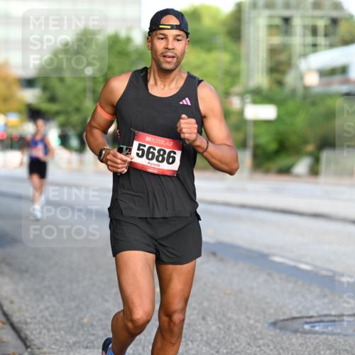 06.09.2026 - CURREX Alsterlauf Dr. Thomas Lammeyer http://msf.ph/oto/10122498 06.09.2026 09:37:54 Laufen 5686 meine-sportfotos.de