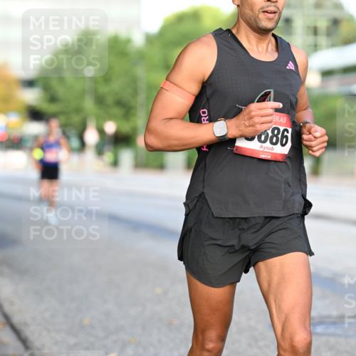 06.09.2026 - CURREX Alsterlauf Dr. Thomas Lammeyer http://msf.ph/oto/10122502 06.09.2026 09:37:54 Laufen 686 meine-sportfotos.de
