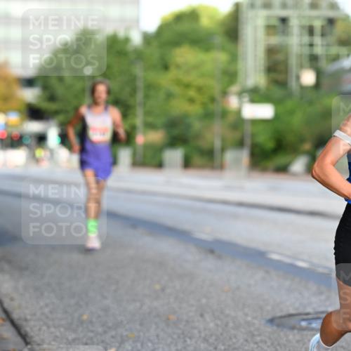 06.09.2026 - CURREX Alsterlauf Dr. Thomas Lammeyer http://msf.ph/oto/10122529 06.09.2026 09:37:58 Laufen 5138 meine-sportfotos.de