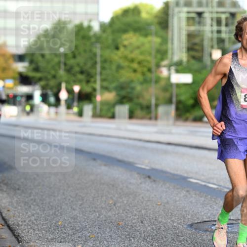06.09.2026 - CURREX Alsterlauf Dr. Thomas Lammeyer http://msf.ph/oto/10122558 06.09.2026 09:38:01 Laufen 8191 meine-sportfotos.de