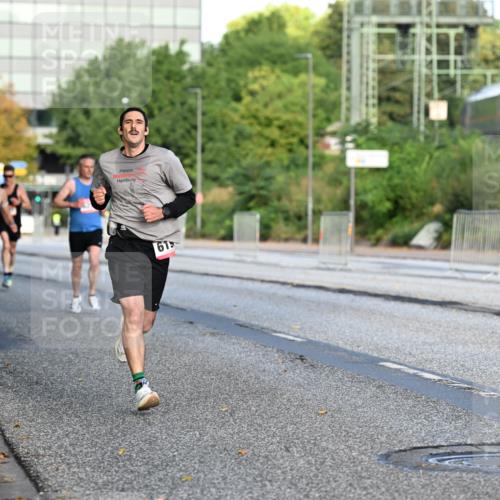 06.09.2026 - CURREX Alsterlauf Dr. Thomas Lammeyer http://msf.ph/oto/10122570 06.09.2026 09:38:05 Laufen 44, 3854, 615 meine-sportfotos.de