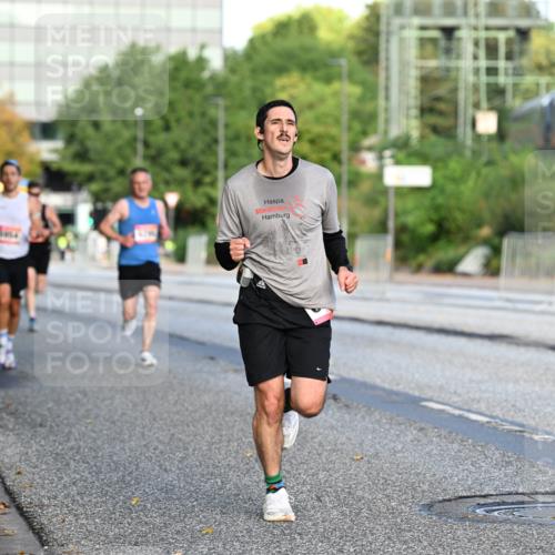 06.09.2026 - CURREX Alsterlauf Dr. Thomas Lammeyer http://msf.ph/oto/10122580 06.09.2026 09:38:06 Laufen  meine-sportfotos.de