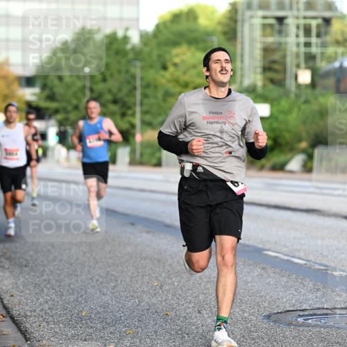 06.09.2026 - CURREX Alsterlauf Dr. Thomas Lammeyer http://msf.ph/oto/10122583 06.09.2026 09:38:06 Laufen  meine-sportfotos.de