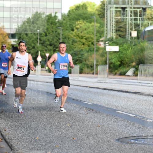 06.09.2026 - CURREX Alsterlauf Dr. Thomas Lammeyer http://msf.ph/oto/10122594 06.09.2026 09:38:07 Laufen 6129, 3786, 5954, 6295 meine-sportfotos.de