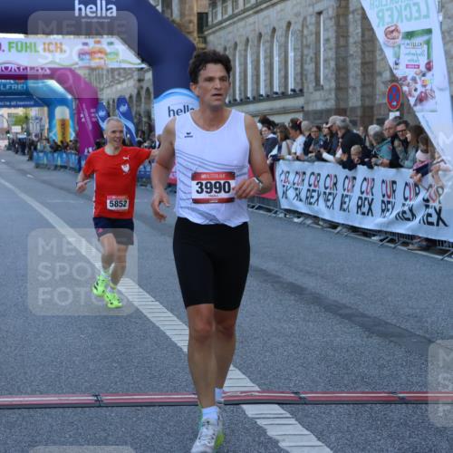 06.09.2026 - CURREX Alsterlauf Strokosch-Dieckow http://msf.ph/oto/10122608 06.09.2026 09:40:24 Ziel 2299, 3990, 4569, 4636, 5302, 5399, 5783, 5828, 5852, 5989, 6222 meine-sportfotos.de