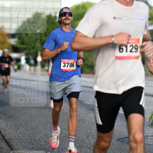 06.09.2026 - CURREX Alsterlauf Dr. Thomas Lammeyer http://msf.ph/oto/10122643 06.09.2026 09:38:12 Laufen 3786, 6129, 4807 meine-sportfotos.de