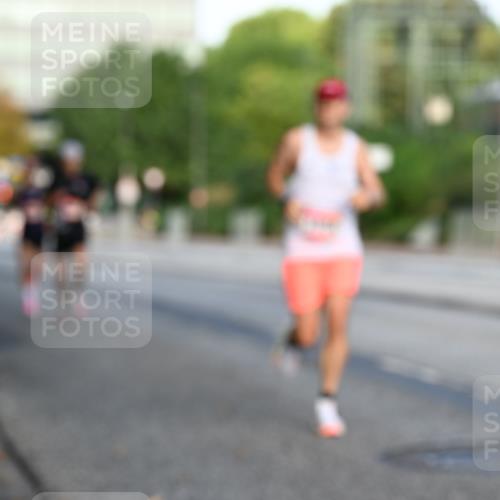 06.09.2026 - CURREX Alsterlauf Dr. Thomas Lammeyer http://msf.ph/oto/10122658 06.09.2026 09:38:13 Laufen  meine-sportfotos.de