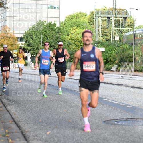 06.09.2026 - CURREX Alsterlauf Dr. Thomas Lammeyer http://msf.ph/oto/10122702 06.09.2026 09:38:18 Laufen 4657, 5383, 5768, 6343, 5602, 8061 meine-sportfotos.de