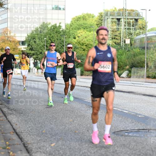 06.09.2026 - CURREX Alsterlauf Dr. Thomas Lammeyer http://msf.ph/oto/10122704 06.09.2026 09:38:18 Laufen 5383, 576, 5343, 4657, 5602 meine-sportfotos.de