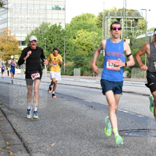 06.09.2026 - CURREX Alsterlauf Dr. Thomas Lammeyer http://msf.ph/oto/10122725 06.09.2026 09:38:20 Laufen 4657, 5383, 576, 5343 meine-sportfotos.de