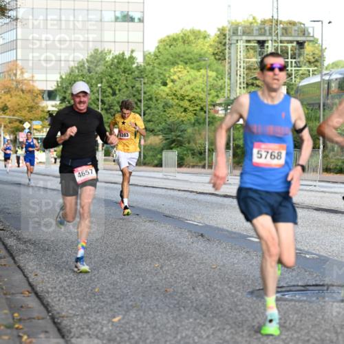 06.09.2026 - CURREX Alsterlauf Dr. Thomas Lammeyer http://msf.ph/oto/10122727 06.09.2026 09:38:20 Laufen 4657, 5383, 5343, 5768 meine-sportfotos.de
