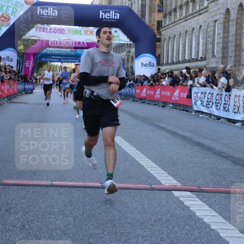 06.09.2026 - CURREX Alsterlauf Strokosch-Dieckow http://msf.ph/oto/10122761 06.09.2026 09:40:47 Ziel 2131, 4807, 5343, 5768, 5954, 5956, 6129, 6196, 6295 meine-sportfotos.de