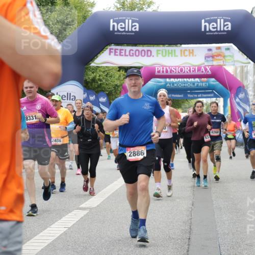 06.09.2026 - CURREX Alsterlauf Yannick Fuchs http://msf.ph/oto/10122785 06.09.2026 10:02:30 Ziel 2486, 2488, 2817, 2886, 3062, 3447, 3790, 3858, 3882, 4173, 4550, 5075, 5328, 5379, 5517, 5655, 6152, 6174, 6233, 8268, 8331 meine-sportfotos.de