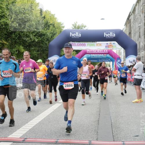 06.09.2026 - CURREX Alsterlauf Yannick Fuchs http://msf.ph/oto/10122823 06.09.2026 10:02:31 Ziel 2486, 2488, 2817, 2886, 3062, 3447, 3584, 3790, 3858, 3882, 4173, 4550, 4594, 5075, 5379, 5517, 5655, 5908, 6152, 6174, 6233, 8268, 8331 meine-sportfotos.de