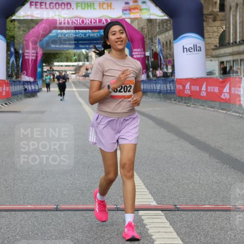 06.09.2026 - CURREX Alsterlauf Strokosch-Dieckow http://msf.ph/oto/10122888 06.09.2026 12:08:30 Ziel 1061, 1317, 8202 meine-sportfotos.de