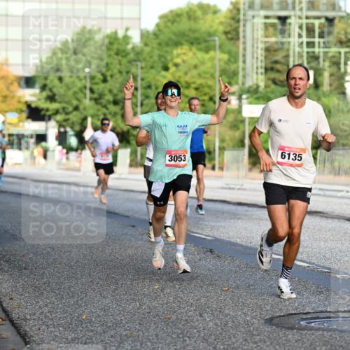 06.09.2026 - CURREX Alsterlauf Dr. Thomas Lammeyer http://msf.ph/oto/10122903 06.09.2026 09:38:40 Laufen 3053, 6135 meine-sportfotos.de
