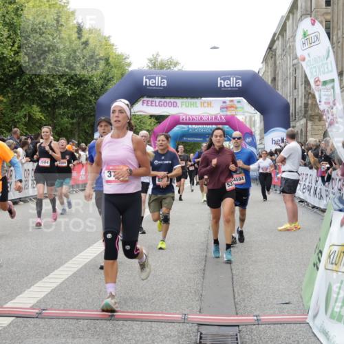 06.09.2026 - CURREX Alsterlauf Yannick Fuchs http://msf.ph/oto/10122910 06.09.2026 10:02:33 Ziel 2135, 2486, 2488, 2817, 2886, 3062, 3089, 3447, 3584, 3790, 3858, 3882, 4173, 4325, 4550, 4594, 4624, 5379, 5517, 5655, 5908, 6152, 6174, 6203, 6233, 8268, 8331 meine-sportfotos.de
