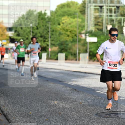 06.09.2026 - CURREX Alsterlauf Dr. Thomas Lammeyer http://msf.ph/oto/10122956 06.09.2026 09:38:45 Laufen 2, 6132 meine-sportfotos.de