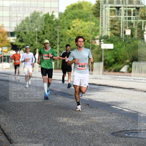 06.09.2026 - CURREX Alsterlauf Dr. Thomas Lammeyer http://msf.ph/oto/10122979 06.09.2026 09:38:47 Laufen 5808, 4483 meine-sportfotos.de