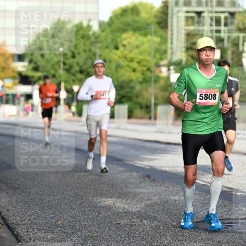 06.09.2026 - CURREX Alsterlauf Dr. Thomas Lammeyer http://msf.ph/oto/10123009 06.09.2026 09:38:50 Laufen 5808 meine-sportfotos.de