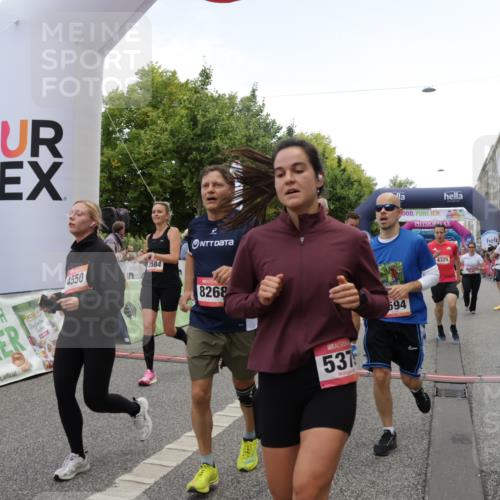 06.09.2026 - CURREX Alsterlauf Yannick Fuchs http://msf.ph/oto/10123024 06.09.2026 10:02:36 Ziel 2135, 2304, 2486, 2488, 2702, 2886, 2954, 3028, 3042, 3062, 3089, 3532, 3584, 3790, 3858, 3882, 4173, 4263, 4285, 4325, 4550, 4594, 4624, 5379, 5517, 5908, 6152, 6174, 6203, 6431, 8244, 8268, 8331 meine-sportfotos.de