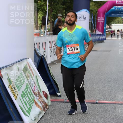 06.09.2026 - CURREX Alsterlauf Strokosch-Dieckow http://msf.ph/oto/10123055 06.09.2026 12:09:05 Ziel 1026, 1315 meine-sportfotos.de